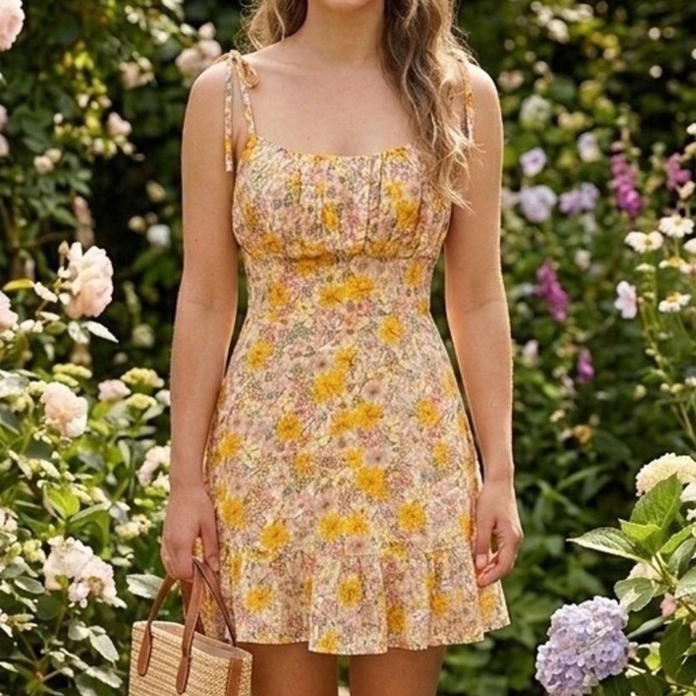 Lily Rose Floral Tie‎ Strap Smocked Mini Dress Yellow Small Cottagecore Boho